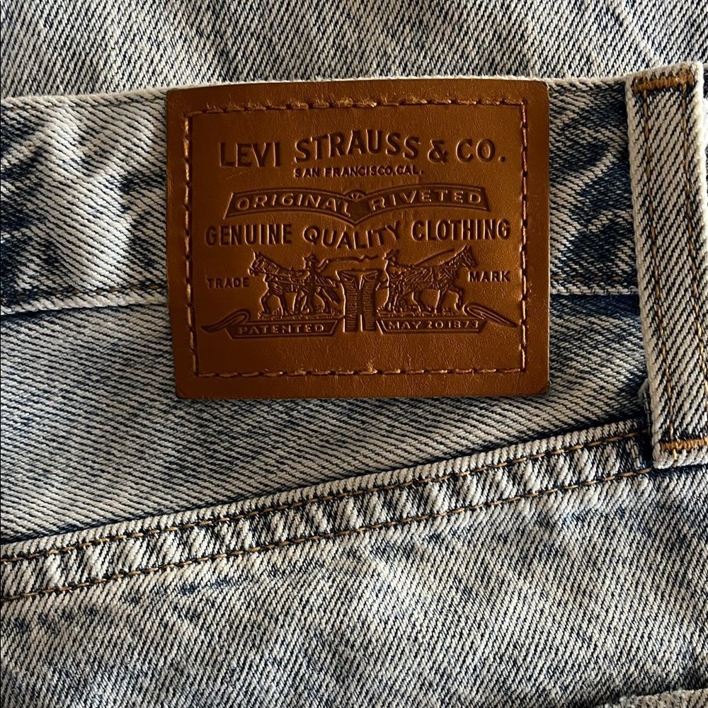 Levi's Premium Baggy Dad Women's Jeans in Fan Flare - Light Wash Sz 24 - Picture 14 of 15
